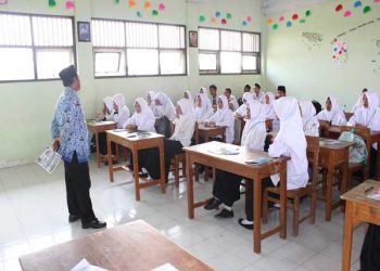 Awal Masuk Sekolah, Siswa Madrasah Isi Aktivitas dengan Halal Bihalal