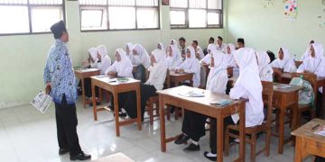 Awal Masuk Sekolah, Siswa Madrasah Isi Aktivitas dengan Halal Bihalal