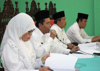 Kakankemenag Kota Tegal Berikan Pembinaan Guru PNS Pada Madrasah Swasta