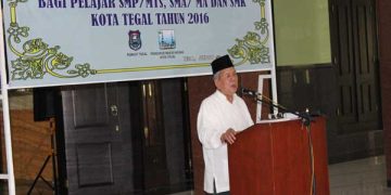 Para Pelajar mendapai Ilmu tentang Sholat Tarawih