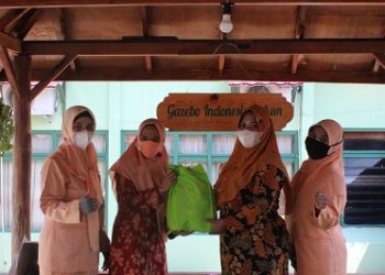 Dharma Wanita Persatuan Kantor Kementerian Agama Kota Tegal Berbagi