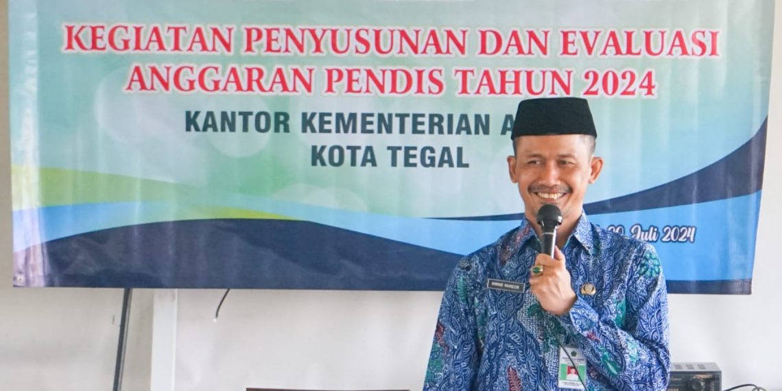 Gelar Penyusunan dan Evaluasi Anggaran Pendis 2024 : Muhdzir Tekankan Efisiensi dan Transparansi