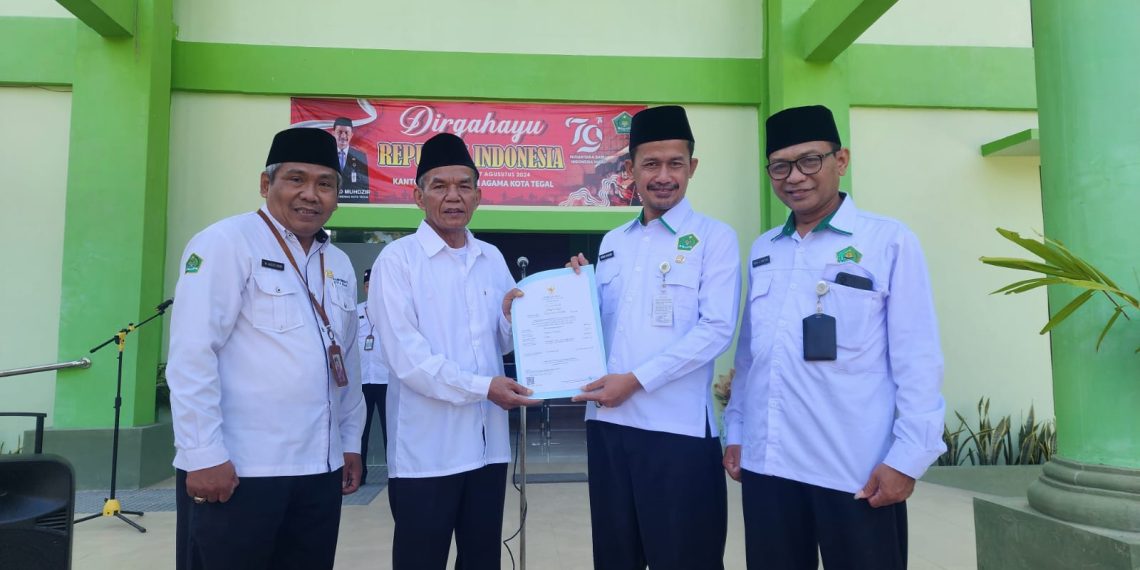 Gelar Apel Pagi, Muhdzir Tekankan Tata Kelola Administrasi dan Jaminan Produk Halal