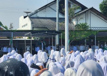 ASN Kankemenag Kota Tegal Ikuti Apel Hari Santri 2024 di Jalan Pancasila