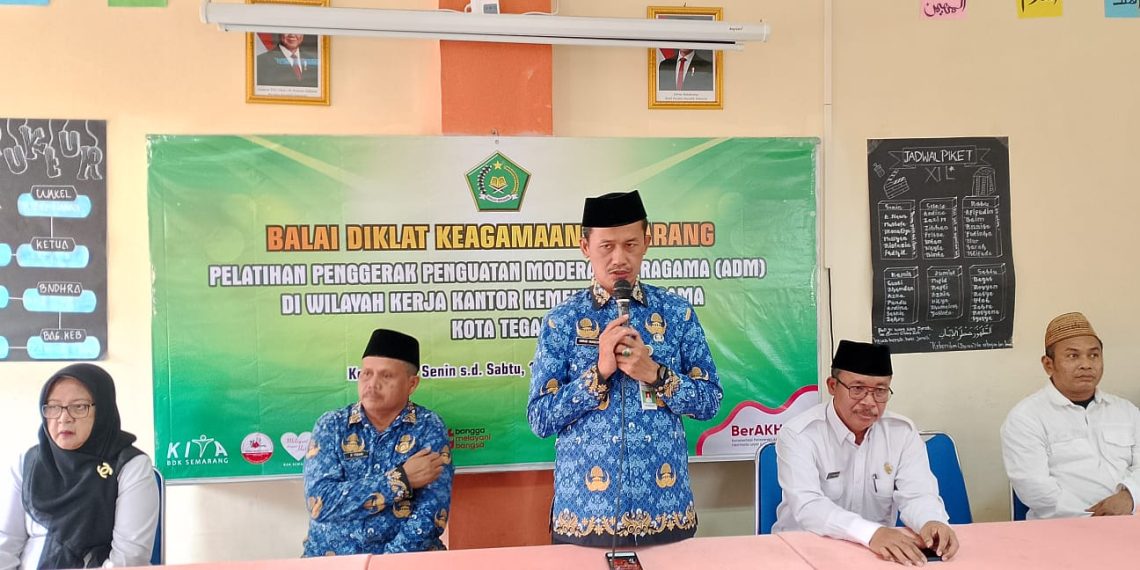 Kepala Kankemenag Kota Tegal Buka Pelatihan Moderasi Beragama: Tegaskan Pentingnya Nilai Religius dan Toleransi
