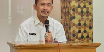 Ceramah Ramadhan di Mushola Al-Ikhlas, Kepala Kankemenag Kota Tegal Ajak Jamaah Renungi Hikmah Puasa