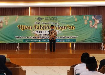 Cerdaskan Anak dengan Al-Qur’an, Kepala Kemenag Tegal Hadir di Tengah Santri SMP Al Irsyad