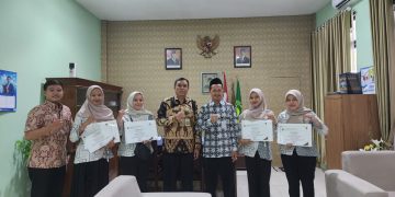 Kepala Kemenag Kota Tegal Lepas Mahasiswa PKL dari UPS Tegal, Berikan Pesan Inspiratif tentang Pengabdian dan Integritas