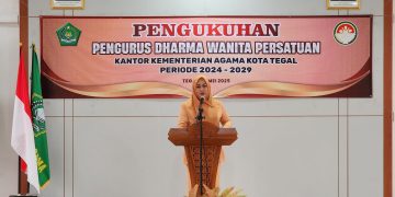 Pengukuhan Pengurus DWP Kankemenag Kota Tegal : Siap Jadi Motor Perubahan Menuju Indonesia Emas 2045