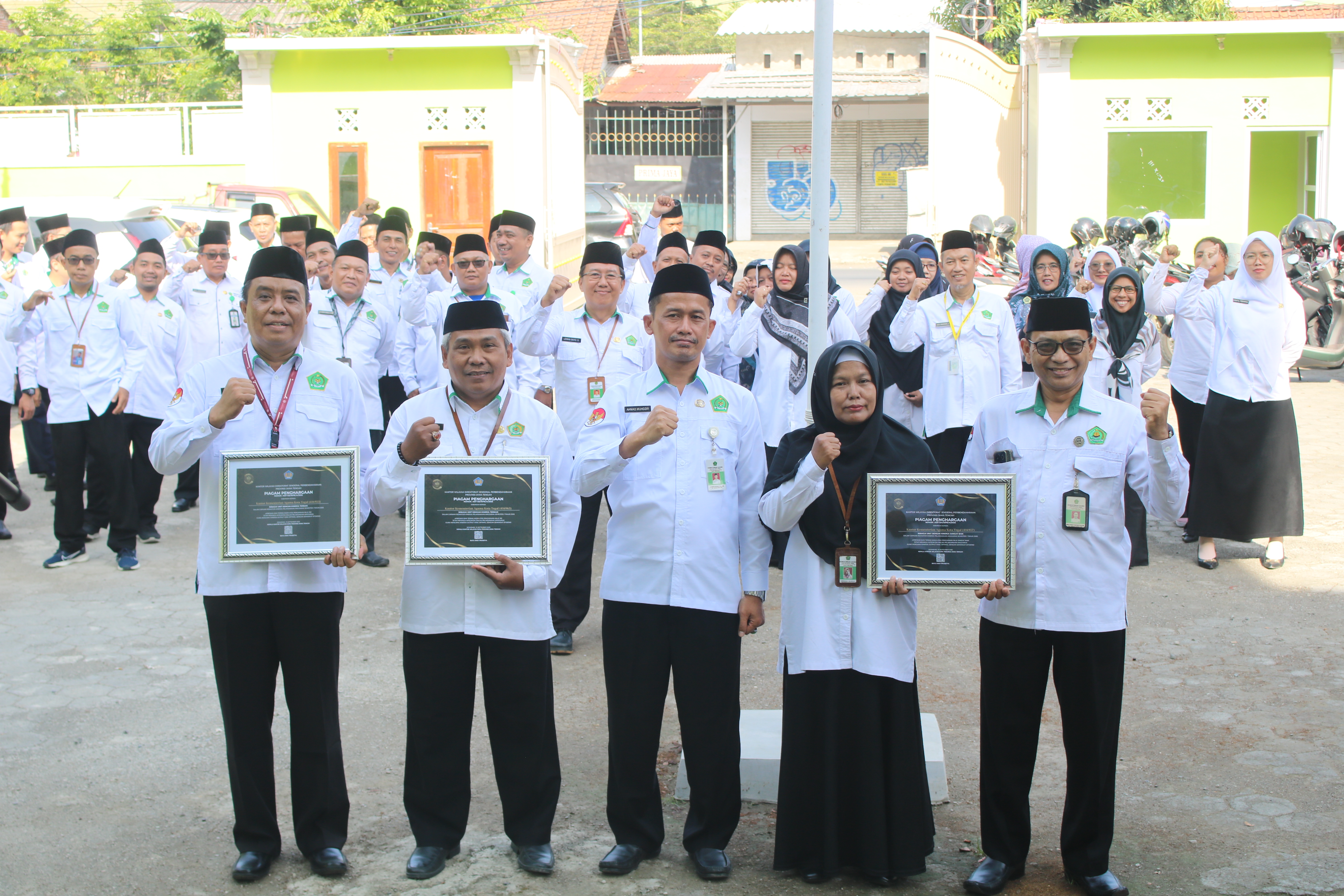 Kemenag Kota Tegal Teguhkan Komitmen Akuntabilitas, Borong Tiga Penghargaan Kinerja Keuangan