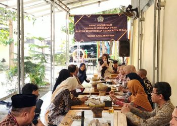 Kawal Akuntabilitas Keuangan, Kasiman Mahmud Desky Pimpin Evaluasi Anggaran TW III Kemenag Kota Tegal